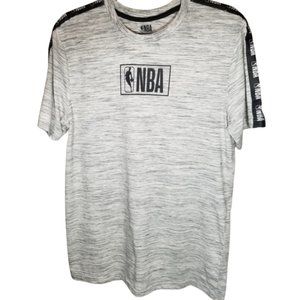 NWT Men's NBA Basketball T-Shirt - Medium